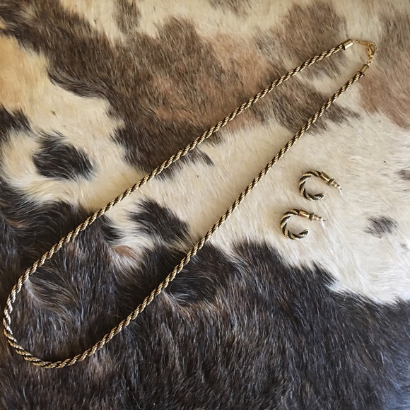 Gold tone black ribbon twisted rope chain set - Picture 6 of 8